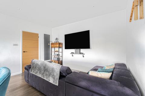 3 bedroom maisonette for sale, Ashgrove Road, Ashford, Surrey, TW15