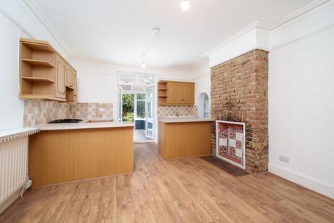 2 bedroom apartment for sale, Ground Floor Flat, 15 Delamere Road, London, SW20 8PS
