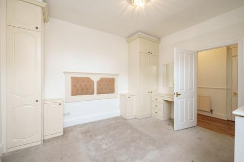 2 bedroom apartment for sale, Ground Floor Flat, 15 Delamere Road, London, SW20 8PS