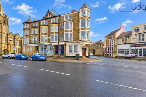 2 bed flat/apartment for rent in Marine Road West, Morecambe, LA3