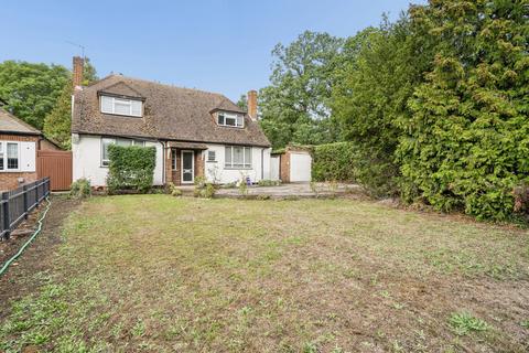 3 bedroom detached house for sale, West End Lane, Pinner,