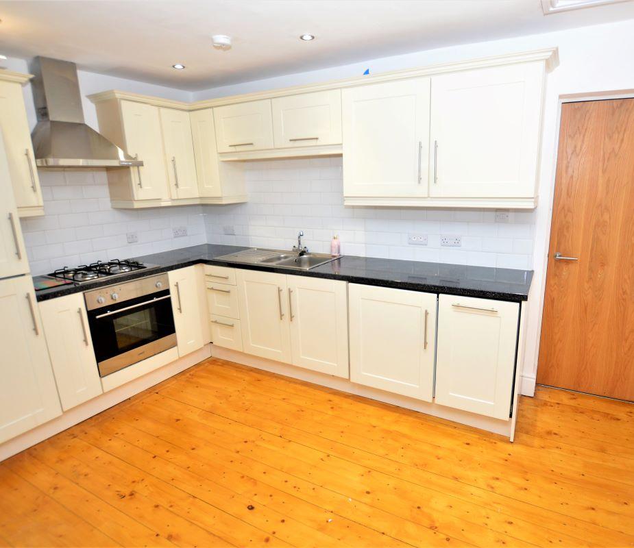 Apartment in Liverpool - More