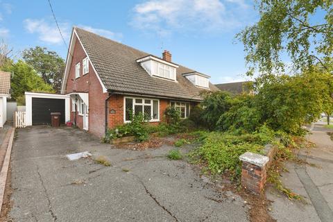 4 bedroom bungalow for sale, Wyatts Green Lane, Wyatts Green, Brentwood, Essex, CM15