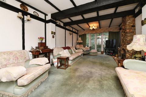4 bedroom bungalow for sale, Wyatts Green Lane, Wyatts Green, Brentwood, Essex, CM15