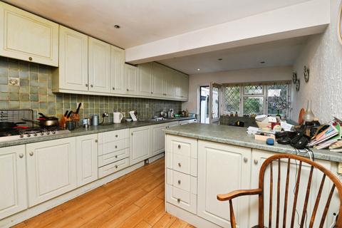4 bedroom bungalow for sale, Wyatts Green Lane, Wyatts Green, Brentwood, Essex, CM15
