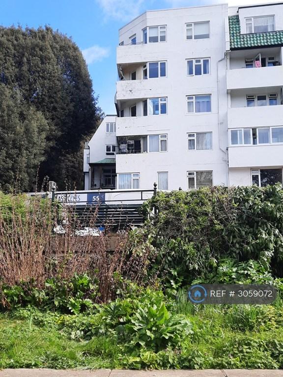Apartment in Bournemouth, West Cliff - View 4
