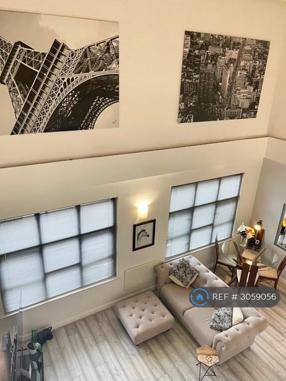 Apartment in Manchester, Greater Manchester - View 3