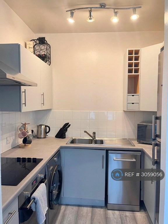 Apartment in Manchester, Greater Manchester - View 5