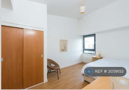 Apartment in Edinburgh, Leith - View 3