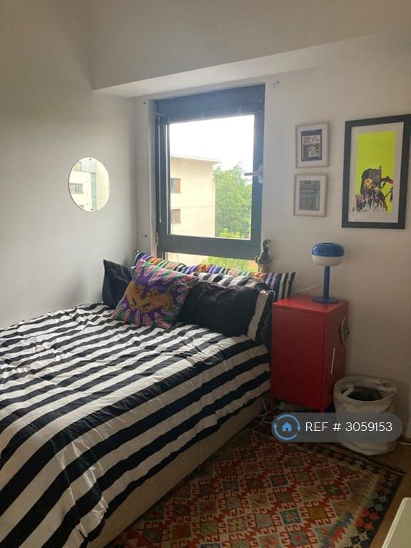 Apartment in Edinburgh, Leith - View 5