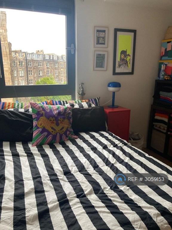 Apartment in Edinburgh, Leith - More