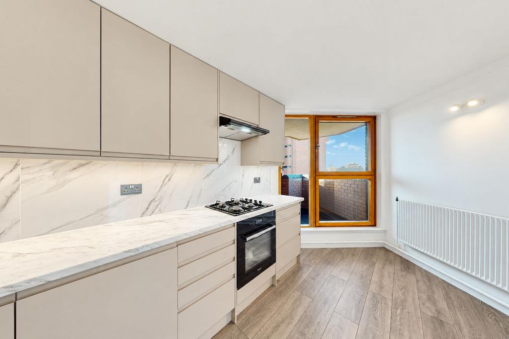 Apartment in London, Royal Borough of Kensington and Chelsea - View 2