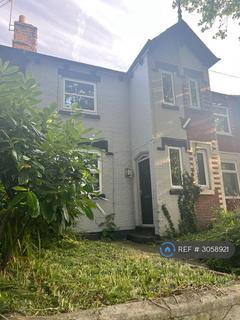 2 bedroom terraced house to rent, Fylde Road, Ashton-On-Ribble, Preston, PR2