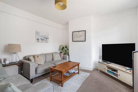 3 bedroom semi-detached house for sale, Edward Road, Farnham, Surrey, GU9