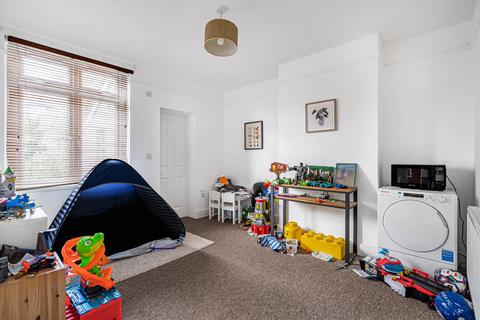 3 bedroom semi-detached house for sale, Edward Road, Farnham, Surrey, GU9