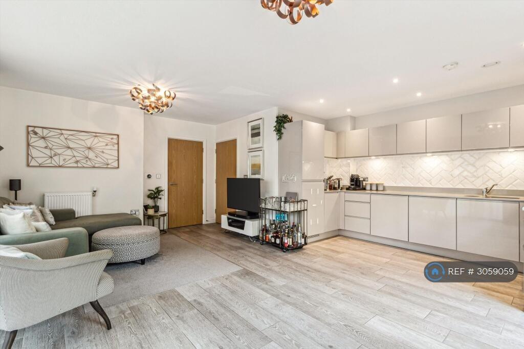 Apartment in London, St Clements, Bow - View 3