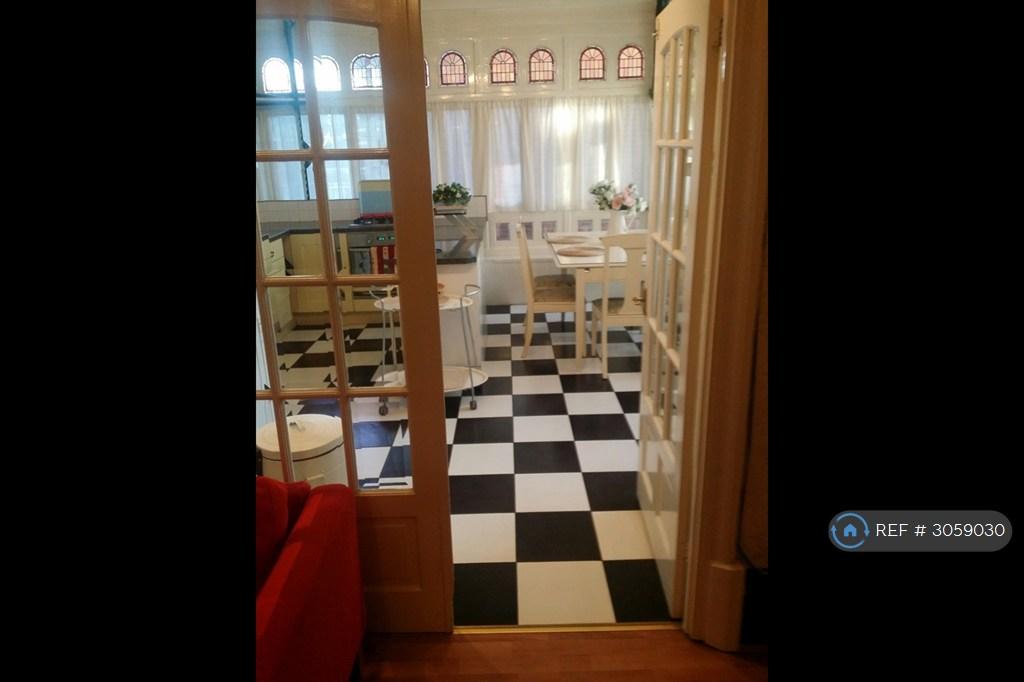 Apartment in Leicester - View 3