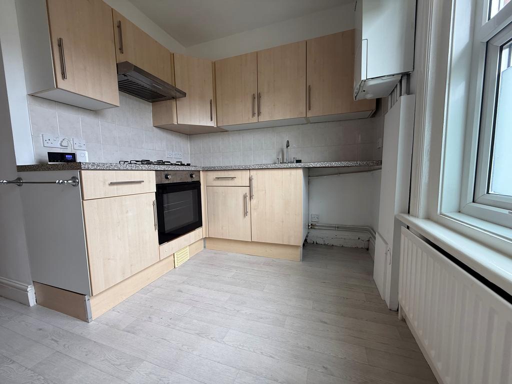Apartment in Southampton, Sholing Common - View 4