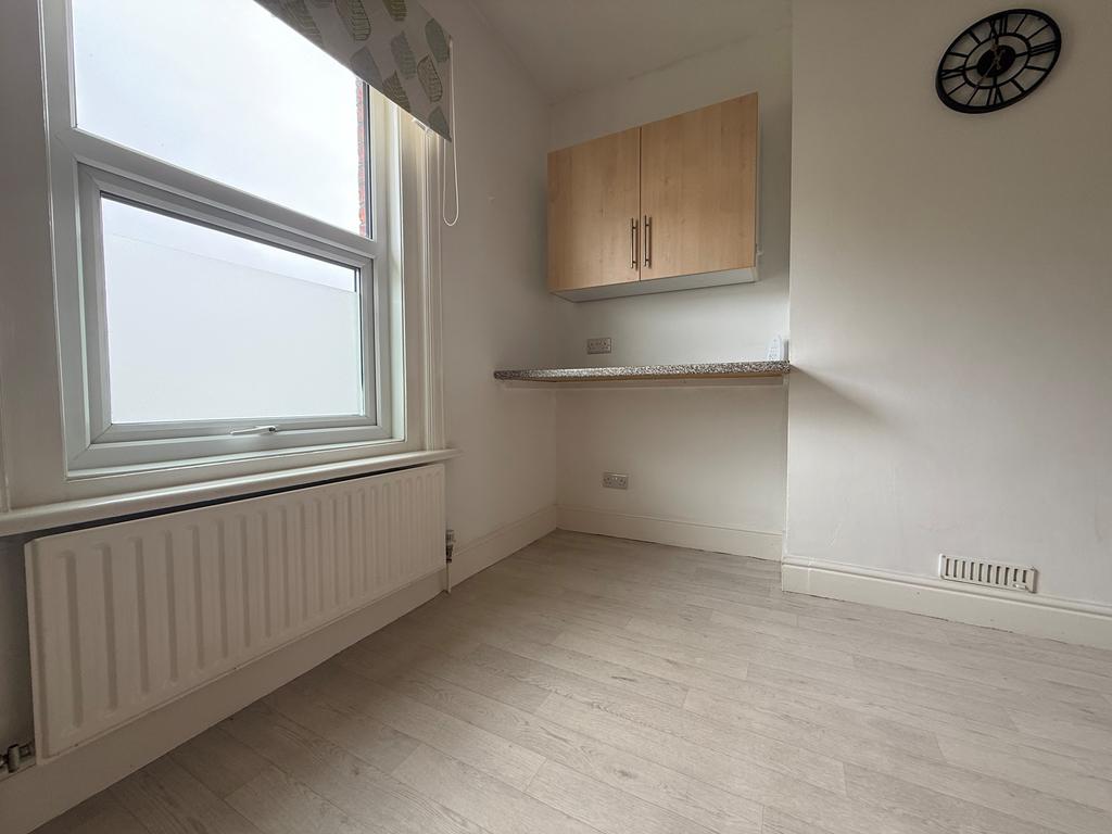 Apartment in Southampton, Sholing Common - View 5