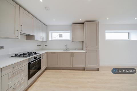1 bedroom flat to rent, West Hill, Croydon, CR2