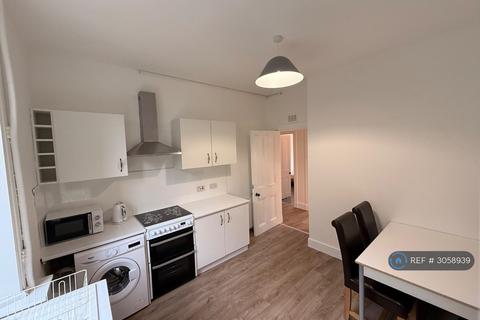 2 bedroom flat to rent, Sunnybank Place, Aberdeen, AB24