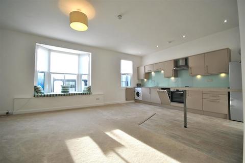 1 bedroom house to rent, Crackwell Street, Tenby