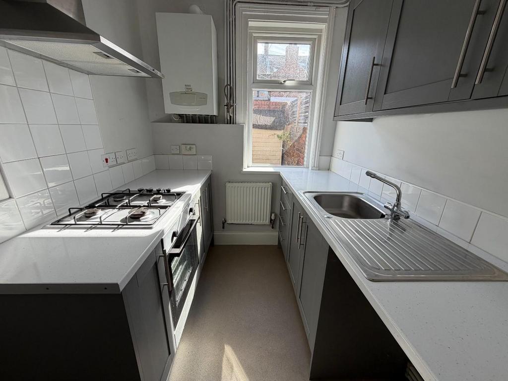 House in Newcastle upon Tyne, Tyne and Wear - View 4