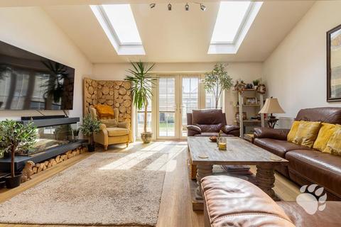 3 bedroom detached house for sale, Boiler House Road, Wickford SS11