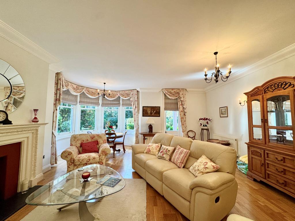 Apartment in Bournemouth - View 2