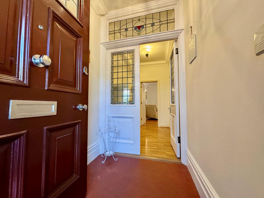 Apartment in Bournemouth - More
