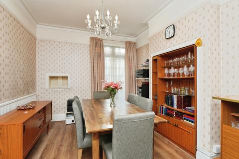 4 bedroom house for sale, Lebanon Road, Croydon, CR0