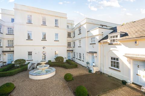 4 bedroom terraced house for sale, North Ride, Welwyn, AL6