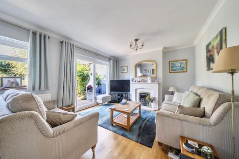 4 bedroom semi-detached house for sale, Foxon Lane, Caterham CR3