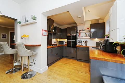 3 bedroom semi-detached house for sale, Winlaton Road, BROMLEY, Kent, BR1