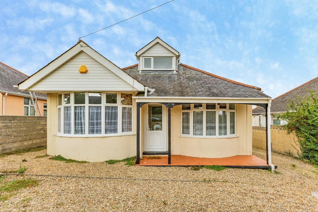 Basics Devon Marldon Road, Torquay, Devon, TQ2 4 bed bungalow for sale - £330,000