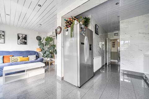 5 bedroom semi-detached house for sale, Sussex Road, Harrow
