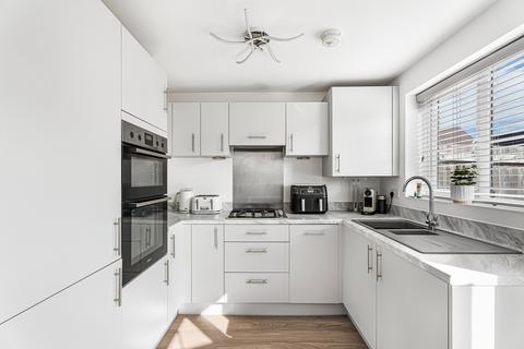 3 bedroom semi-detached house for sale, Elder Way, Wantage, OX12