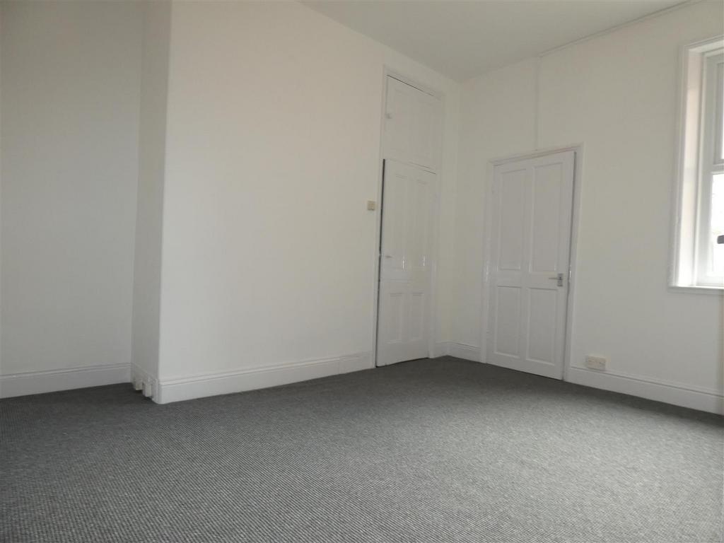 Apartment in Newcastle upon Tyne, Tyne and Wear - View 3
