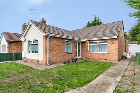 3 bedroom detached bungalow for sale, Newlands Avenue, March