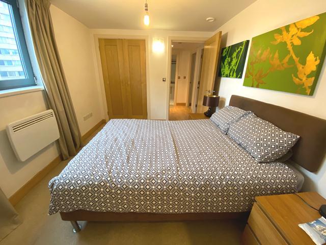 Apartment in Leeds, Warehouse Hill, Lovell Park - View 4