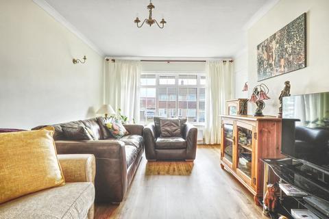 undefined, Windsor Close, Cheshunt, EN7