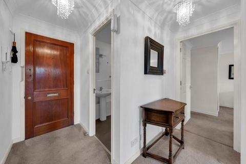 2 bedroom flat for sale, West Street, DA11