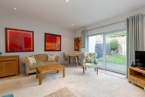 3 bedroom terraced house for sale, 7B Devon Place, Haymarket, Edinburgh, EH12 5HJ