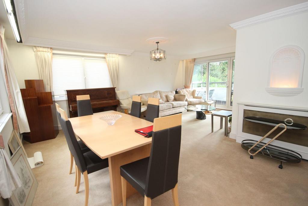 Apartment in Bournemouth - View 4
