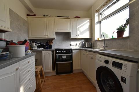 4 bedroom semi-detached house for sale, Chestnut Grove, WEMBLEY, HA0