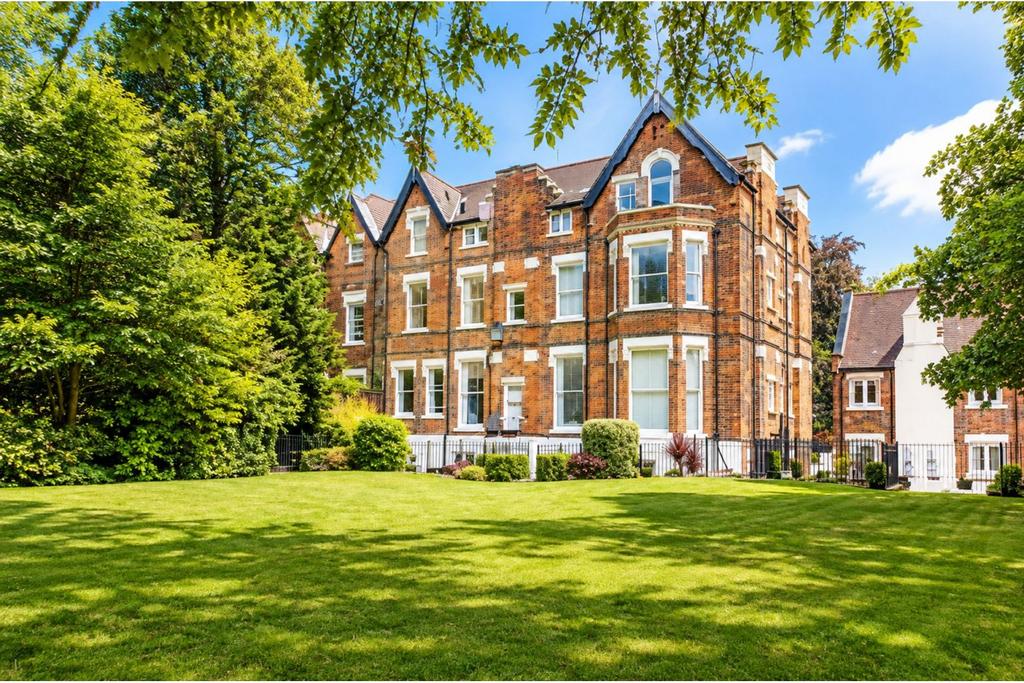 Apartment in Liverpool - View 2