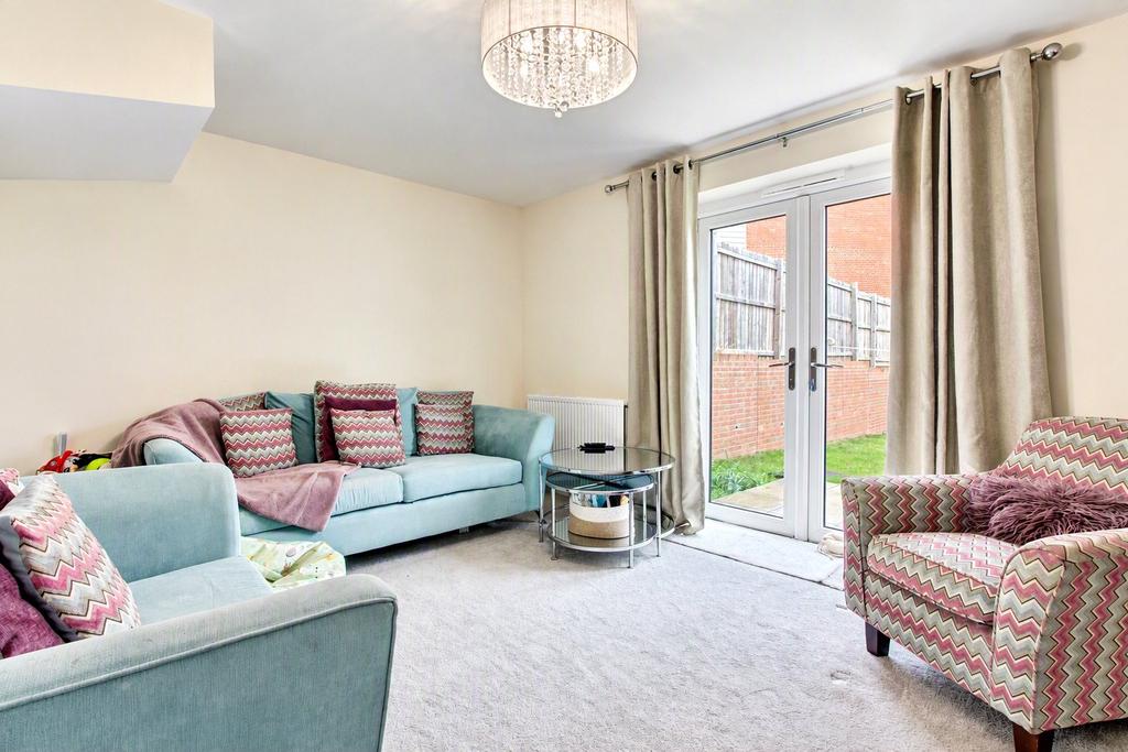 House in Newcastle Upon Tyne - View 2