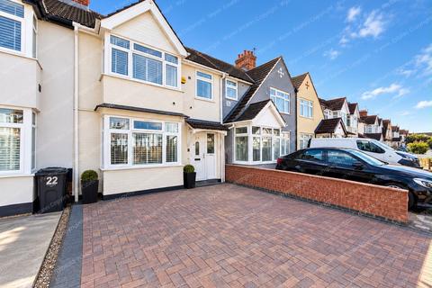 4 bedroom terraced house for sale, Burnham Gardens, Hounslow TW4