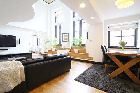 2 bedroom apartment to rent, Ingram Street, Glasgow, G1