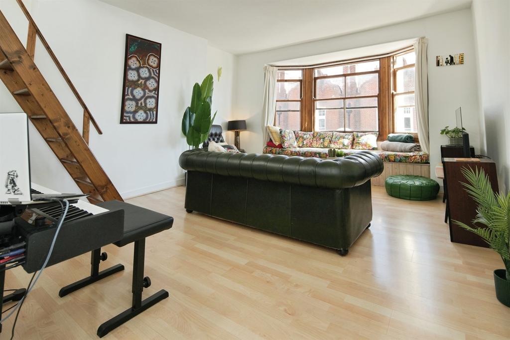 Apartment in Brighton, Brunswick - More